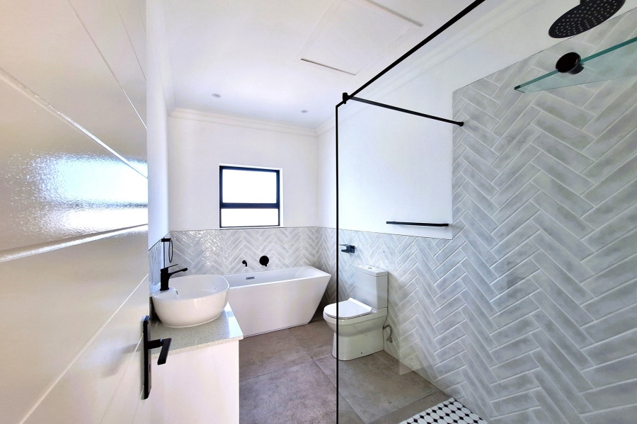 2 Bedroom Property for Sale in Shelley Point Western Cape